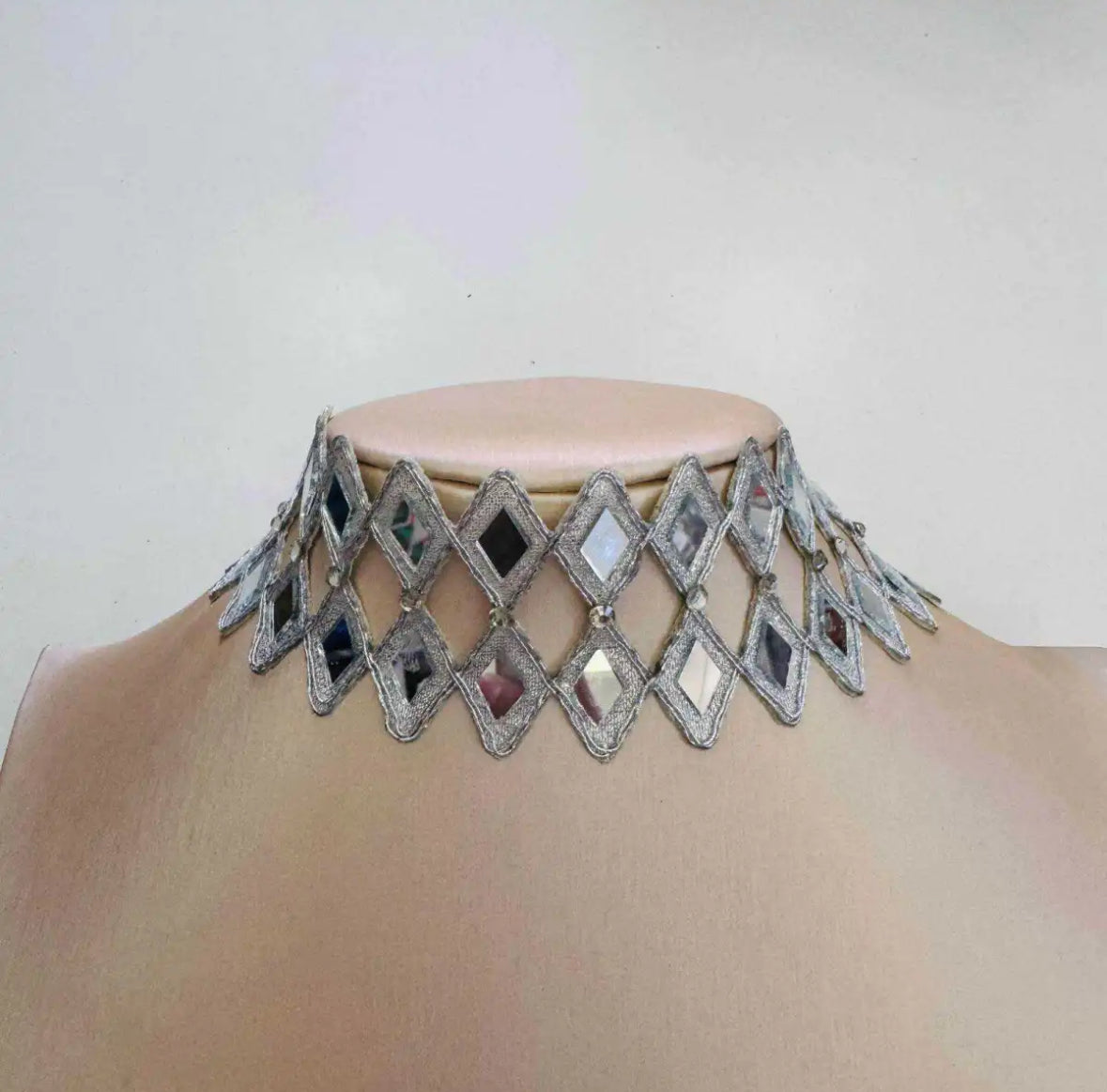 Choker Bali